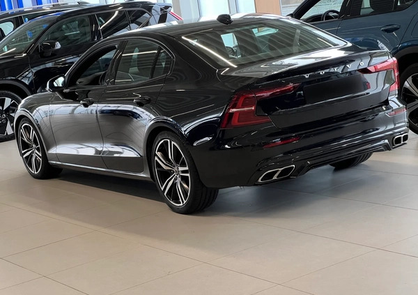 Volvo S60 cena 129900 przebieg: 124000, rok produkcji 2020 z Halinów małe 407